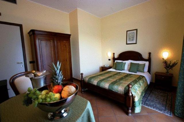Hotel Nastro Azzurro Monguzzo Exterior photo